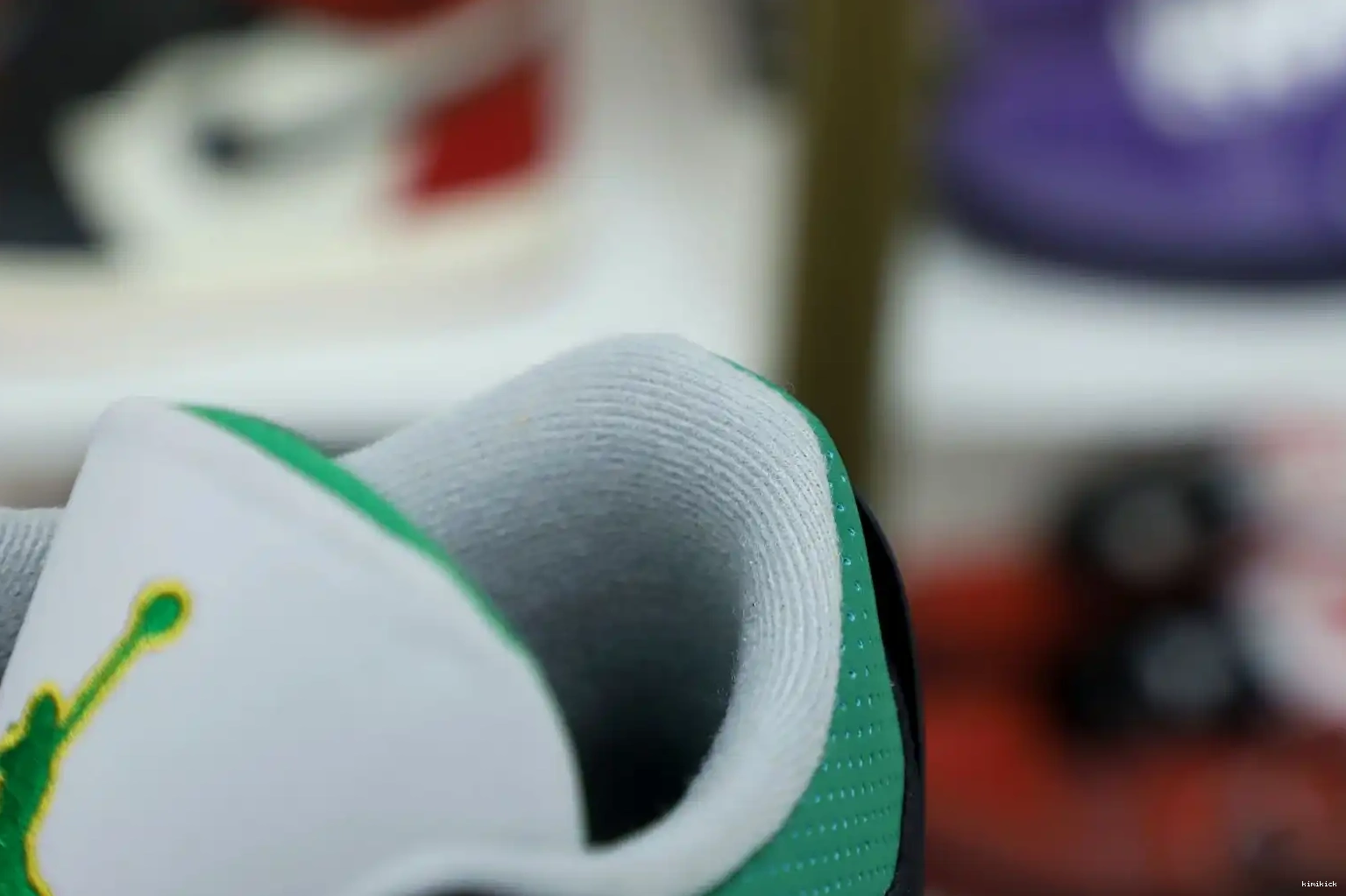 PINE GREEN JORDAN Kimikick 3 AIR 0426